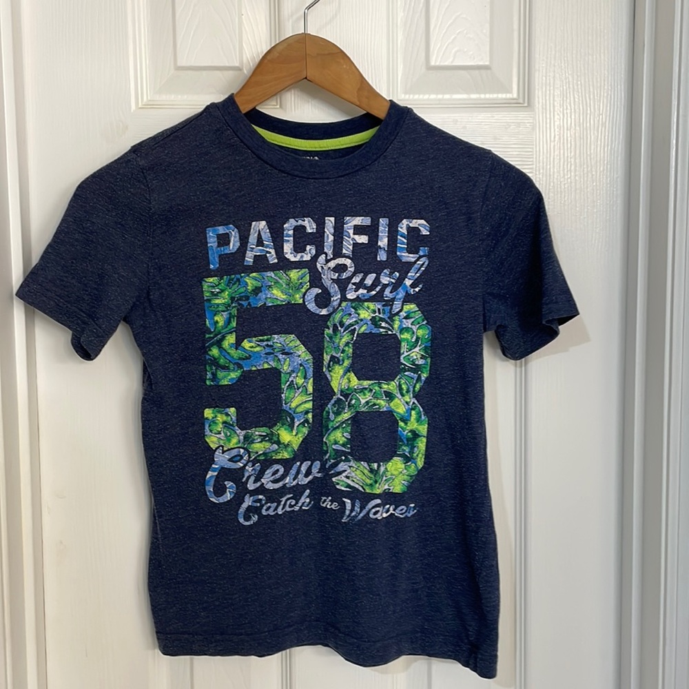 Arizona Jeans Sz M (10/12) Pacific Surf Tee Shirt